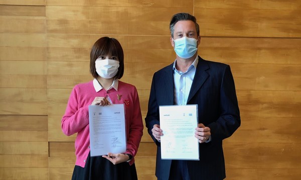 Hong Kong Aircrew Officers Association and Cathay Pacific Airways Flight Attendants Union Demand Fairer Treatment from Cathay Pacific