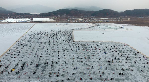 Inje icefish festival kicks off in northeastern county