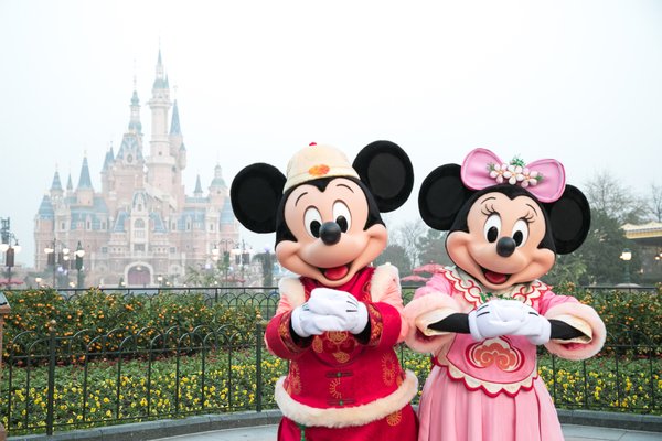 Shanghai Disney Resort Celebrates Chinese New Year with a Magical Take on Traditional Customs and Experiences