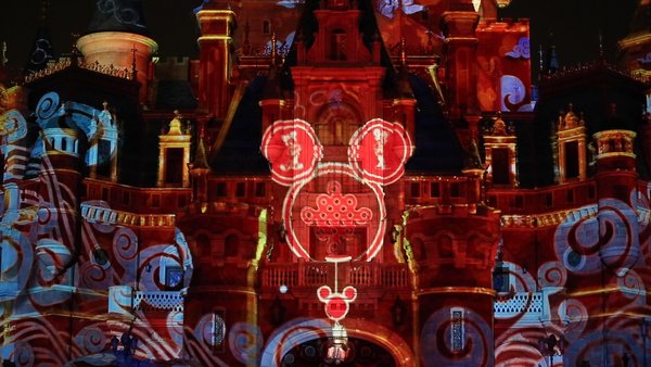 Celebrate the Year of the Mouse with Mickey and Minnie and Enjoy an Authentic Spring Festival at Shanghai Disney Resort