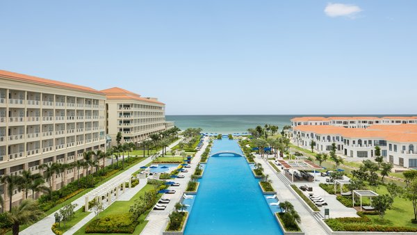 Sheraton Grand Danang Resort Announces new Promotion: Book Now, Stay Later