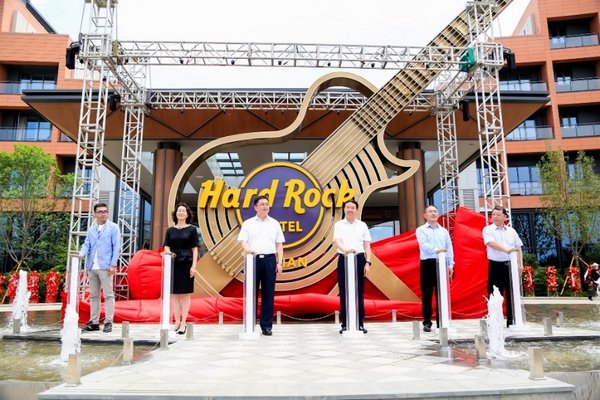 Hard Rock Hotel Dalian Takes Center Stage This Summer, Sound Waves Strike the Golden Coast