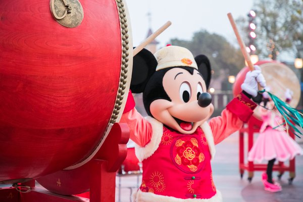 Shanghai Disney Resort Celebrates Chinese New Year with a Magical Take on Traditional Customs and Experiences