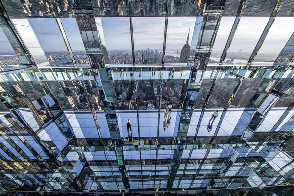 New Dynamic Immersive Art Installation From Kenzo Digital to Live in the New York City Skyline at SUMMIT One Vanderbilt