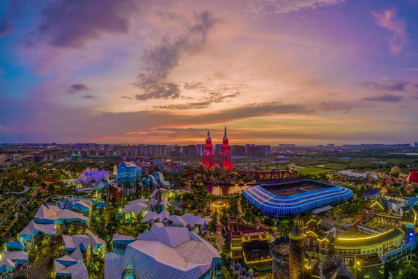 Haikou Attracts Over One Million Tourists during Chinese New Year Holiday