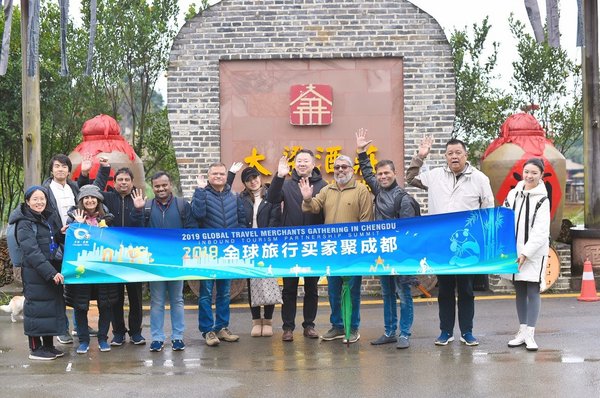 Overseas visitors praise unique charm of Chengdu