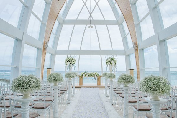 Dream wedding in Bali at The Majestic Chapel