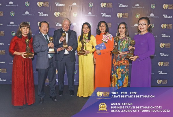 Ho Chi Minh City wins multiple awards at World Travel Awards & World MICE Awards 2022