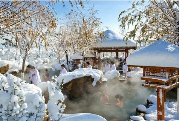 Xinhua Silk Road: Hot spring plus B&B vitalize tourism in ancient village in Wendeng, east China