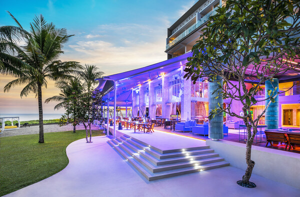 ACCLAIMED CHEF MARK LA BROOY FROM THREE BLUE DUCKS TAKES OVER STARFISH BLOO AT W BALI - SEMINYAK