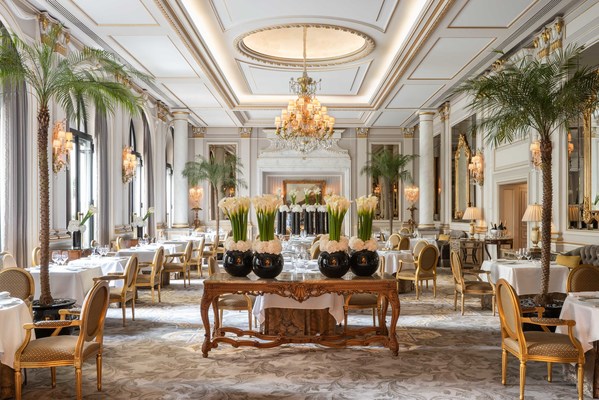 Four Seasons George V, Paris launches exclusive wine and cooking masterclasses that make for the perfect Christmas gift