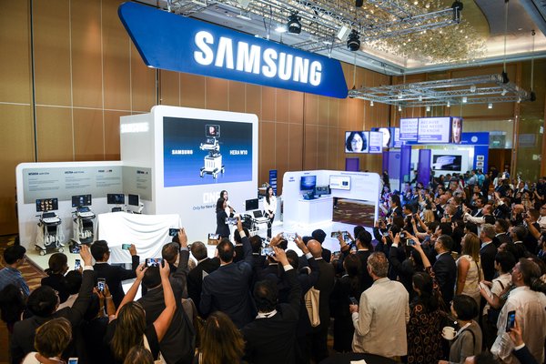 Samsung unveils a new ultrasound system 'HERA W10' powered by beamforming technology at ISUOG World Congress 2018