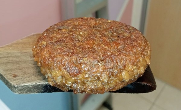 Sophie's Bionutrients Unveils The World's First Plant-Based Burger Patty Made From Microalgae