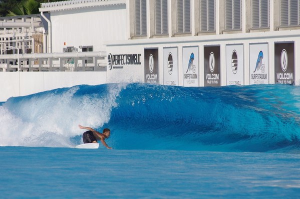 USA and Japan Olympic Surf Teams to Train on PerfectSwell®