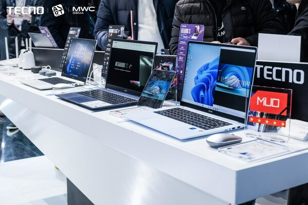 The Senior VP and Chair of INTEL China Visits TECNO Laptop at MWC 2023, Barcelona