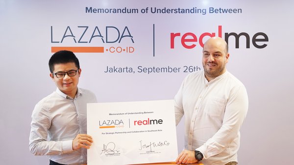 Lazada and Realme Sign MoU as Both Strengthen Partnership to Win Young Indonesian Market