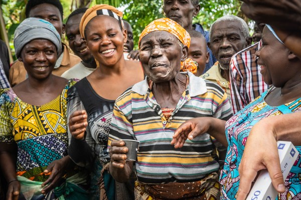 Nespresso invests in the Democratic Republic of Congo's coffee revival to bring back to life one of the world's most exclusive and finest coffees and improve thousands of lives in Kivu