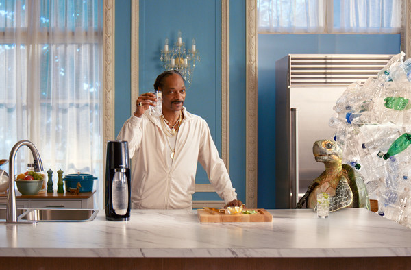 SodaStream & Snoop Dogg Wish You A Particurlarly Meaningful 2020 Holiday