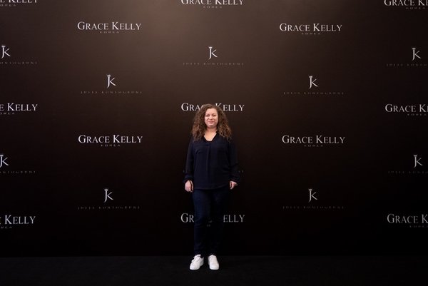 Grace Kelly partners with Julia Kontogruni to deliver unparalleled wedding dress experiences to Asian brides