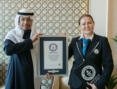 Saudi Falconry Festival Breaks New Guinness Records