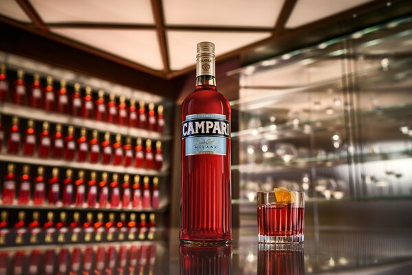 Campari pays homage to Milano through the launch of the iconic new bottle inspired by its home