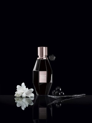 Anya Taylor-Joy is the Face of Viktor&Rolf's New Fragrance Flowerbomb Midnight