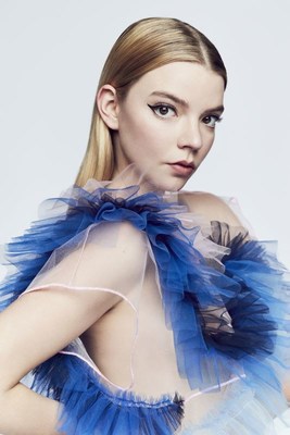 Anya Taylor-Joy is the Face of Viktor&Rolf's New Fragrance Flowerbomb Midnight