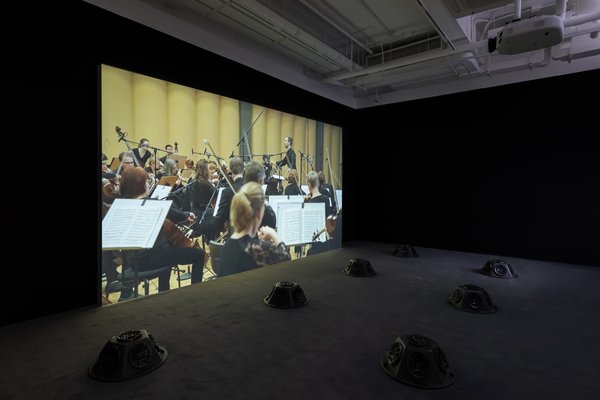 Samson Young wins the inaugural Sigg Prize, with his installation Muted Situations #22: Muted Tchaikovsky's 5th. Yang Zi is selected as the inaugural recipient of the Sigg Fellowship for Chinese Art Research