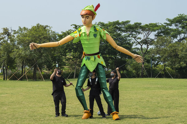 Standard Chartered Arts in the Park 2021 will be held on 6 & 7 November in the West Kowloon Cultural District Art Park