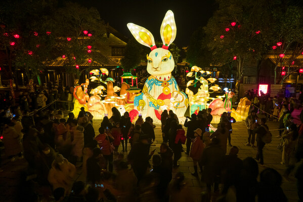 Celebrate the Lantern Festival and Enjoy Lanterns in the Glittering Ancient City of Taierzhuang