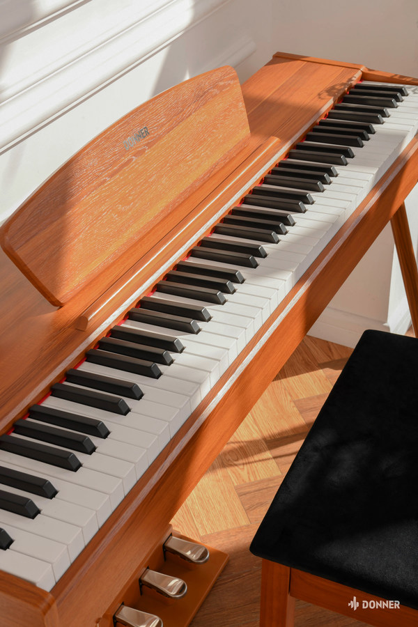 DONNER REIMAGINES DIGITAL PIANOS WITH THE VINTAGE, POWERFUL, AND ELEGANT DDP-80