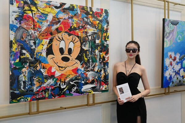 Contemporary Artist Wang Yihan launches art studio and gallery capturing inspiration from Singapore's vibrant, multicultural heritage