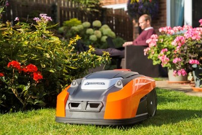 The new Yard Force Robotic Mowers are now available all around Europe at Bauhaus