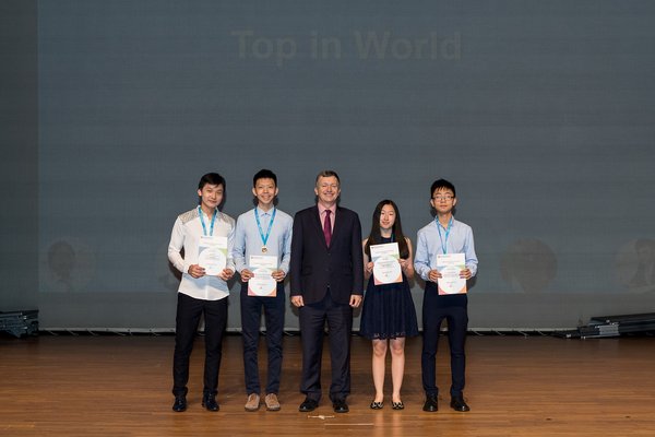 60 outstanding Hong Kong students recognized for their achievements in Cambridge examinations