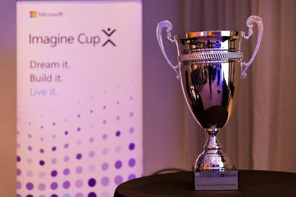 Team Hollo from Hong Kong and Nutone from Japan awarded top prizes at the 2020 Microsoft Imagine Cup Asia Regional Finals