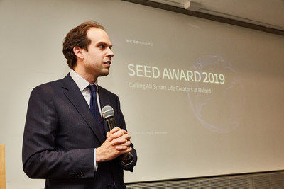 The World's First Smart Life Creator Award presented at University of Oxford