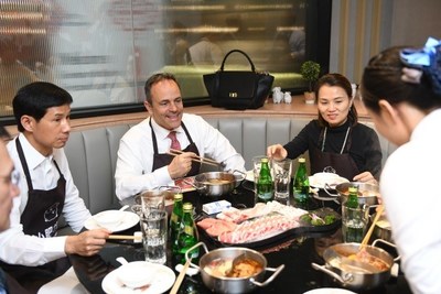 Yum China Welcomes Kentucky Governor and Delegation to China