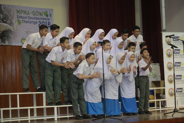 Melaka Students Take on Plastics Recycling Challenge