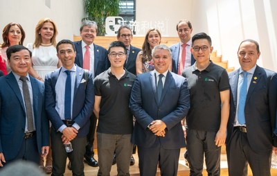 Colombian President Visited China's Leading "AI + Education" Technology Company LAIX Inc.