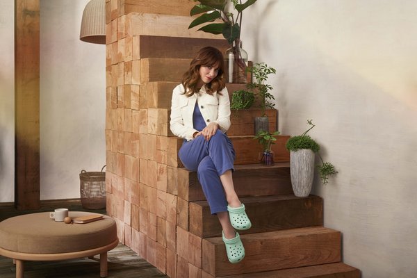 Priyanka Chopra Jonas and Yang Mi Added to A-List Portfolio of Ambassadors to Headline Crocs' New Global Marketing Campaign in 2020