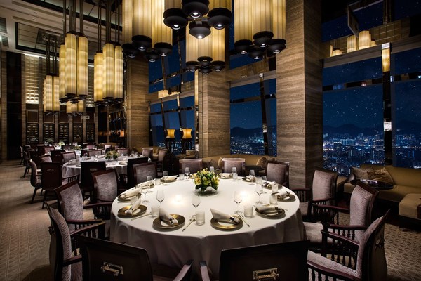 Marriott International Celebrates Another Stellar Year in Fine Dining with Five Restaurants Awarded a Total of Eight Stars in the Michelin Guide Hong Kong Macau 2021