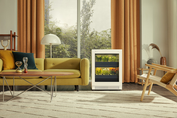 LG'S INDOOR GARDENING APPLIANCE PRESENTS MODERN CONCEPT FOR GREENER, HEALTHIER HOMELIFE