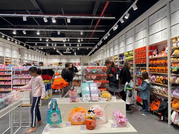 MINISO Opens its 2000th Store Outside of China, Bringing Quality, Affordable, Design-led Products to Lyon, France