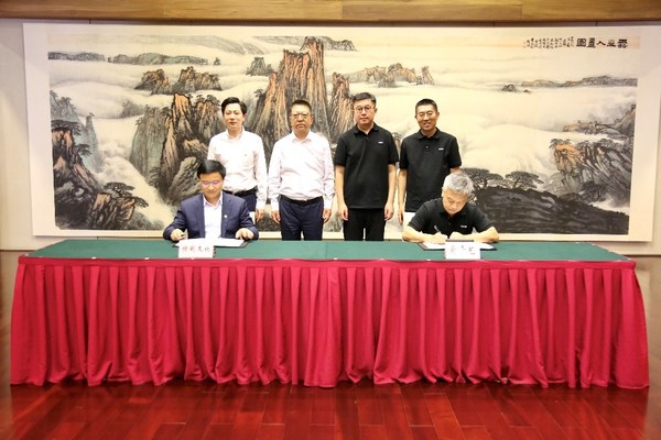 iQIYI and Poly Culture Reach Strategic Partnership to Drive Growth with Online and Offline Integration