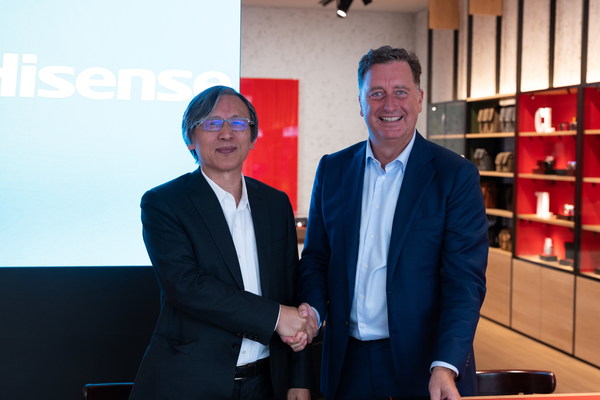 Leica Camera engages in the Laser TV equipment segment and agrees on technological cooperation with Hisense