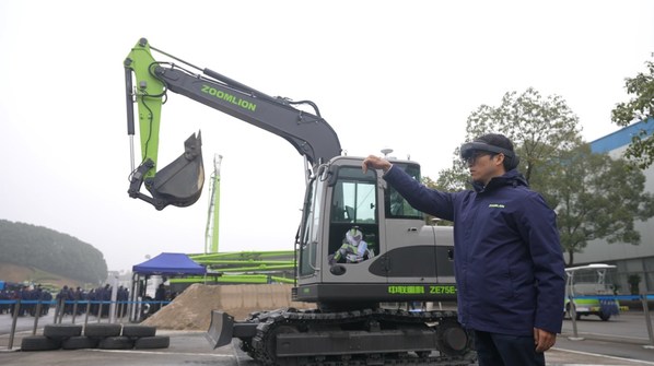 Zoomlion Launches First Collaborative Intelligent Robotic Excavator, Leading in Human-Machine Interaction Technology