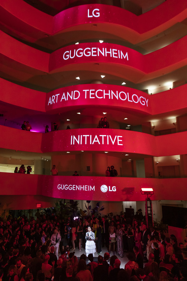 LG AND GUGGENHEIM ESTABLISH RESEARCH INITIATIVE AND AWARD FOR ART AND TECHNOLOGY