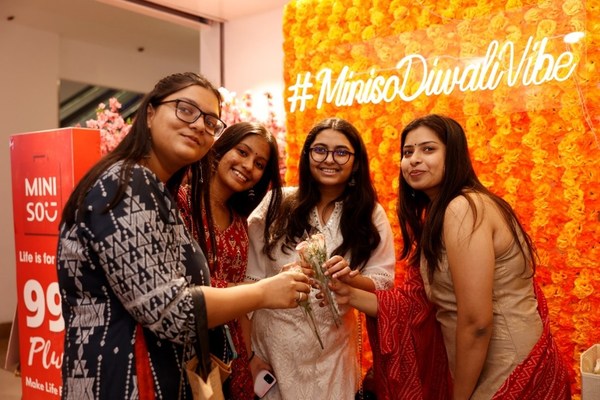 Scented Candles, Perfumes and Fragrances Brighten Up Diwali at MINISO