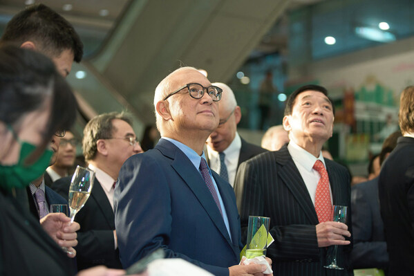 Hang Seng Bank Celebrates 90 Years of Deep-rooted Connections with Hong Kong