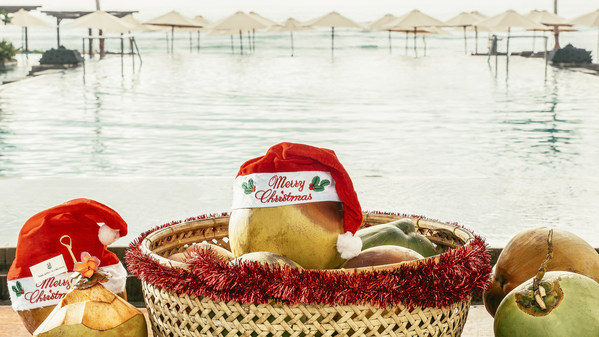 INVIGORATING FESTIVE CELEBRATIONS AT THE RITZ-CARLTON, BALI